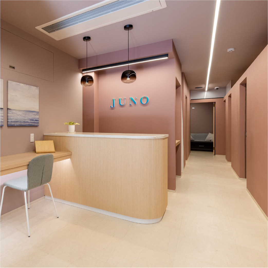 JUNO 店内